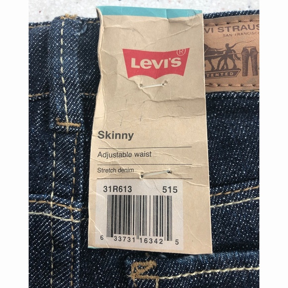 PENDING - Levi’s ripped skinny jeans size 6 NWT - Picture 4 of 8